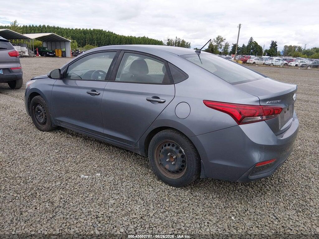 3KPC24A30JE004856 2018 HYUNDAI ACCENT photo no. 3