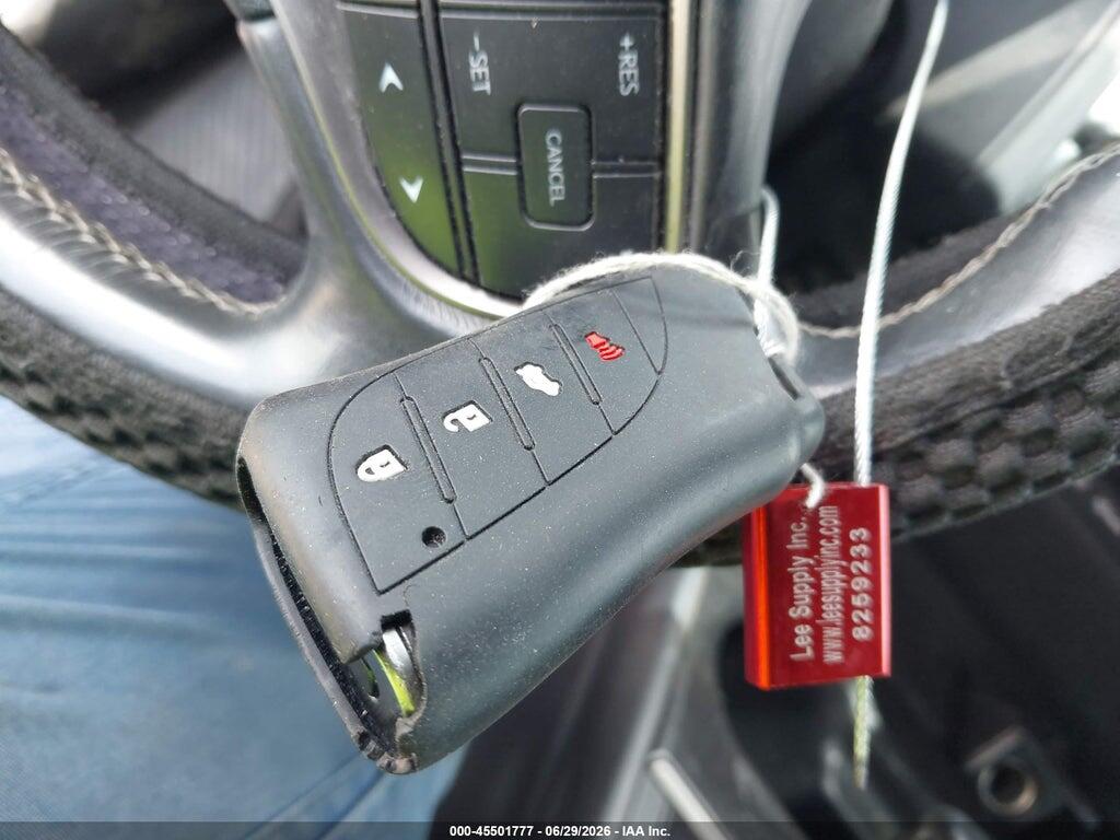 JTHY3JBH5K2007146 2019 LEXUS UX 200 photo no. 11