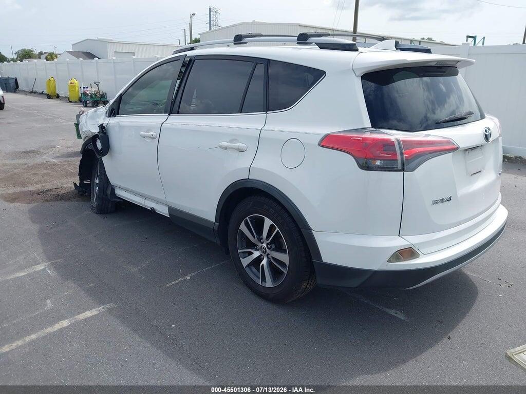 JTMWFREV6HJ104029 2017 TOYOTA RAV4 photo no. 3