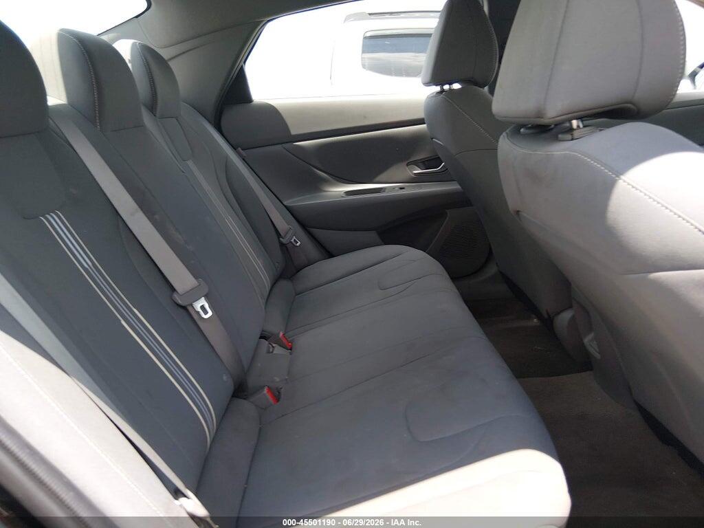 KMHLM4DG4RU658924 2024 HYUNDAI ELANTRA photo no. 8