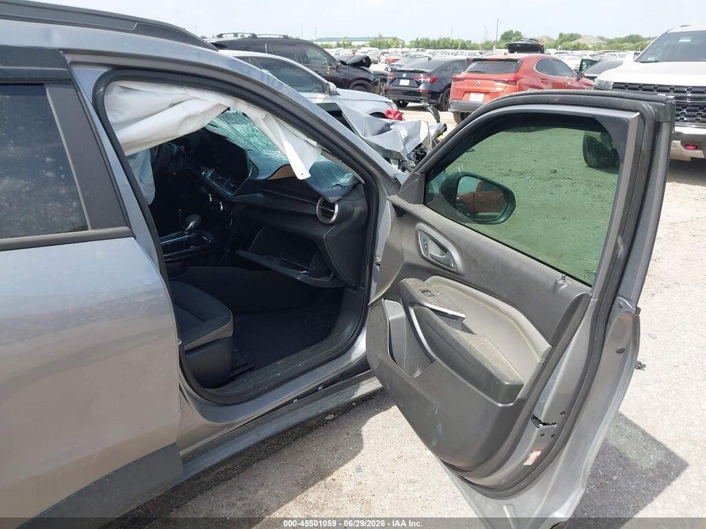 KL77LKEP2SC124745 2025 CHEVROLET TRAX photo no. 5