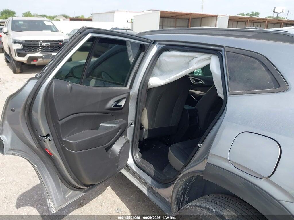 KL77LKEP2SC124745 2025 CHEVROLET TRAX photo no. 8