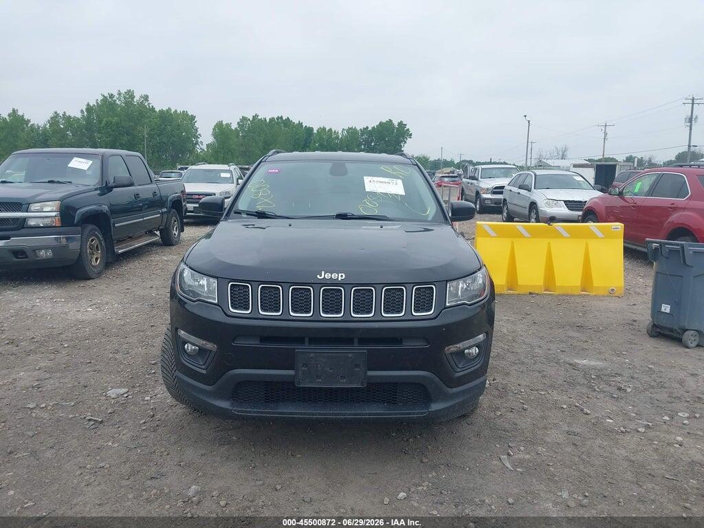 3C4NJDBB4JT362409 2018 JEEP COMPASS photo no. 12