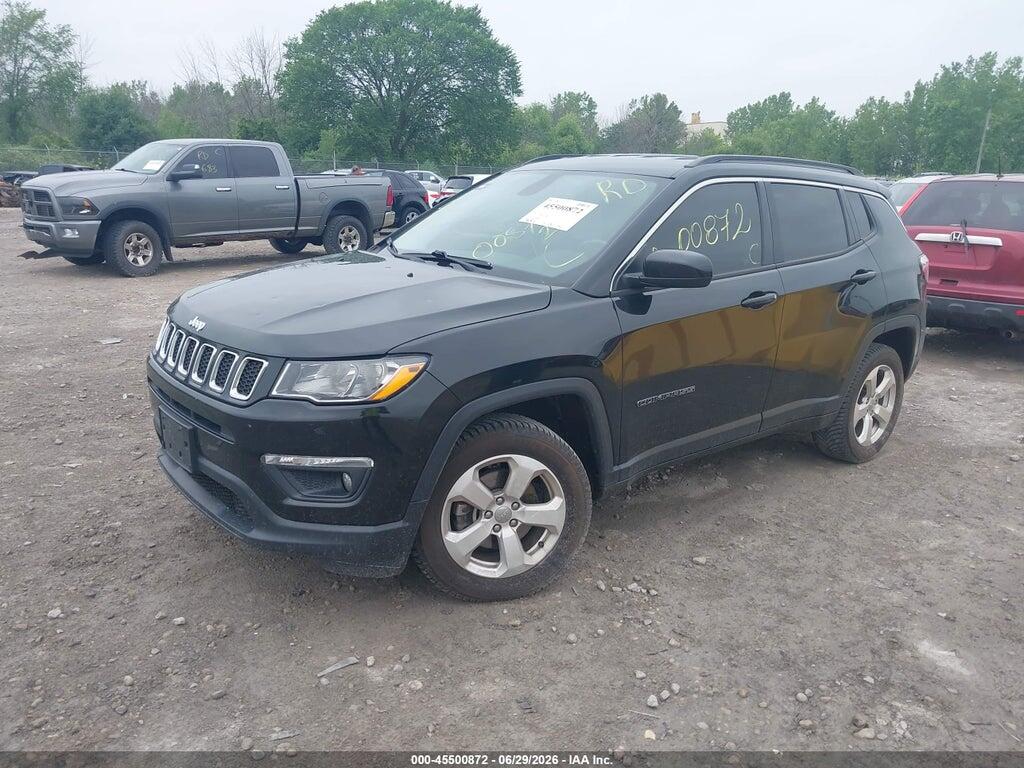 3C4NJDBB4JT362409 2018 JEEP COMPASS photo no. 2