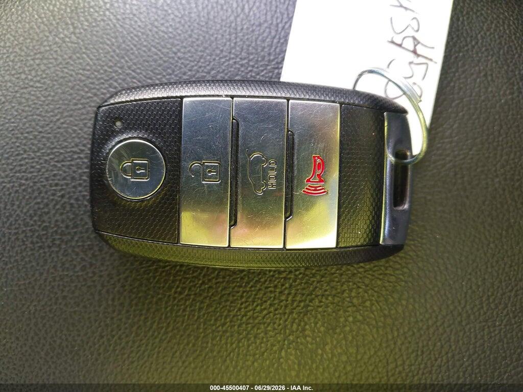 KNDJP3A52G7843453 2016 KIA SOUL photo no. 11