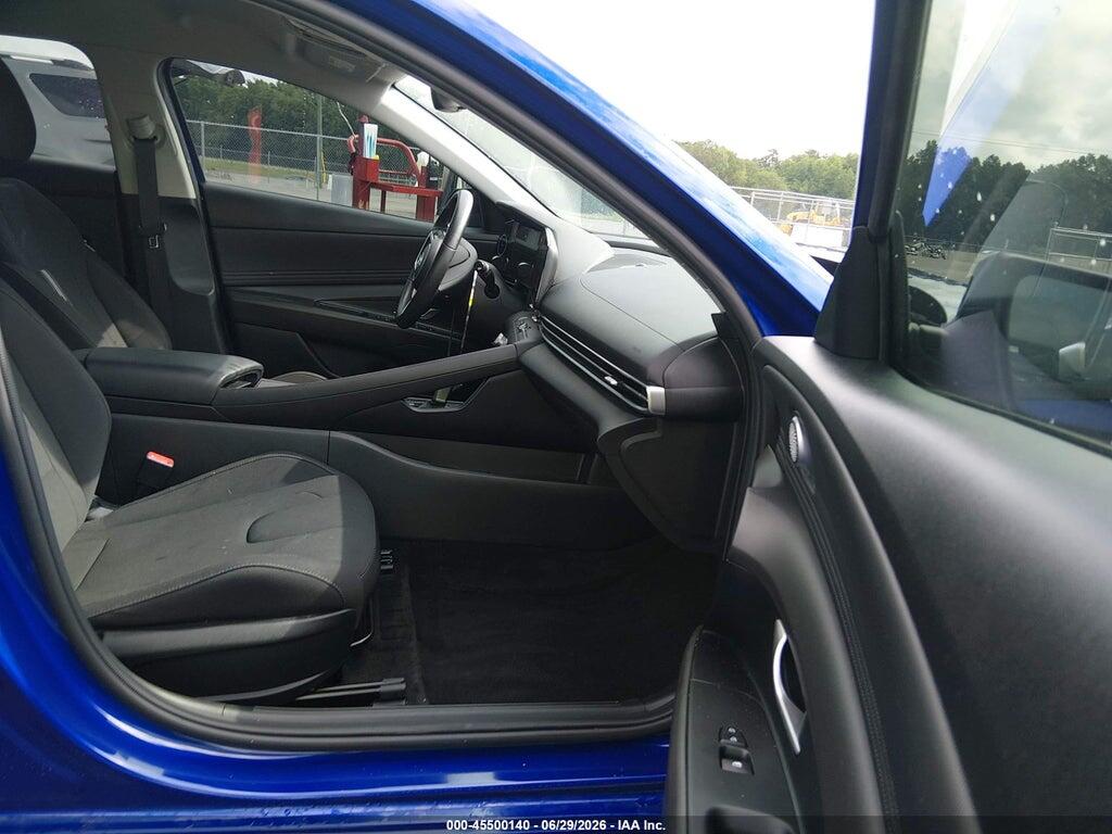KMHLS4AG9PU557112 2023 HYUNDAI ELANTRA photo no. 5