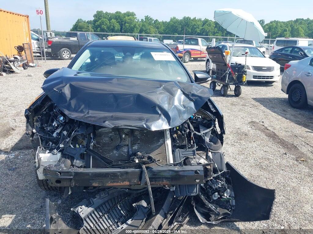 2T1BURHE1HC957532 2017 TOYOTA COROLLA photo no. 12