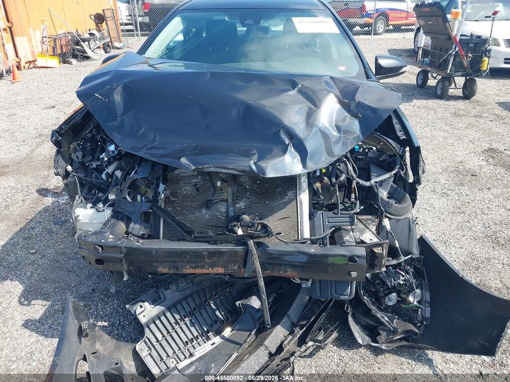 2T1BURHE1HC957532 2017 TOYOTA COROLLA photo no. 6