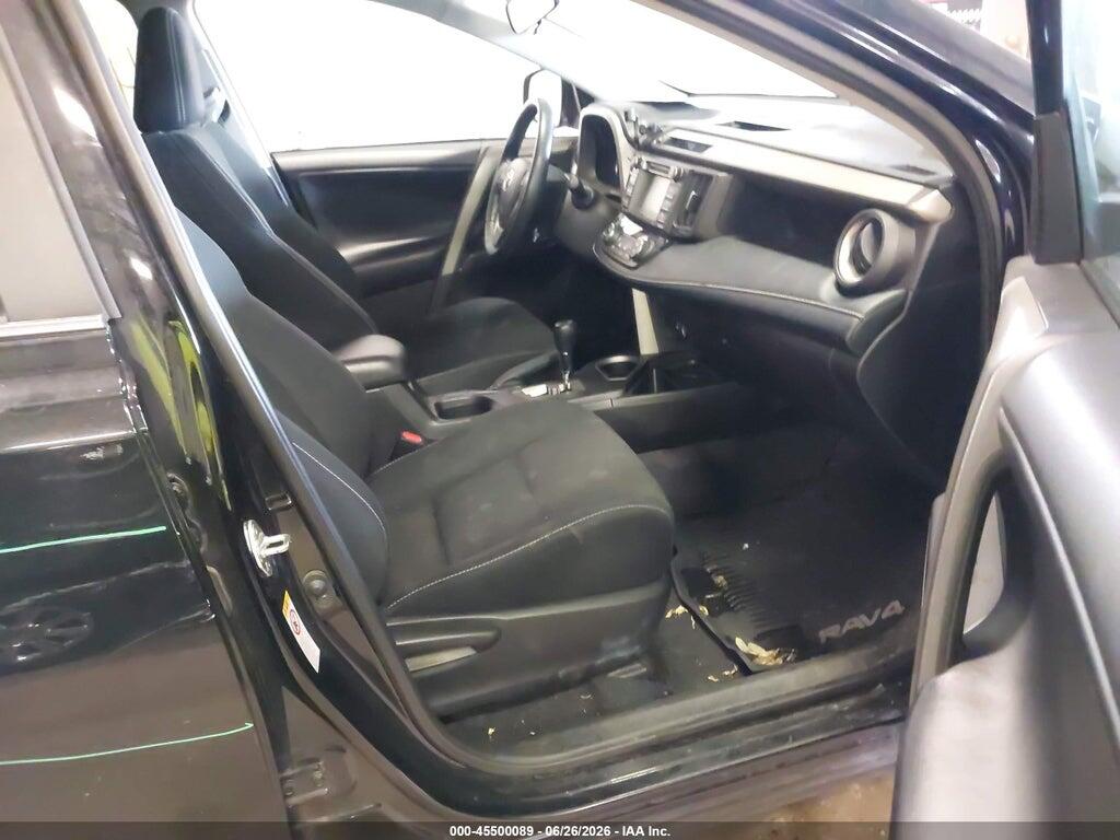 2T3RFREV0JW823023 2018 TOYOTA RAV4 photo no. 5