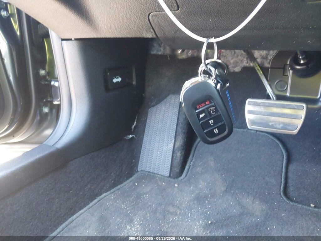 19XFL4H86TE016587 2026 HONDA CIVIC HYBRID photo no. 11
