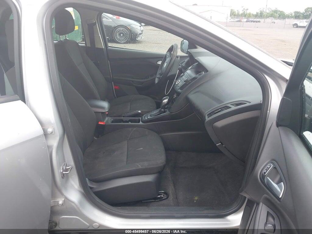 1FADP3F22JL273146 2018 FORD FOCUS photo no. 5