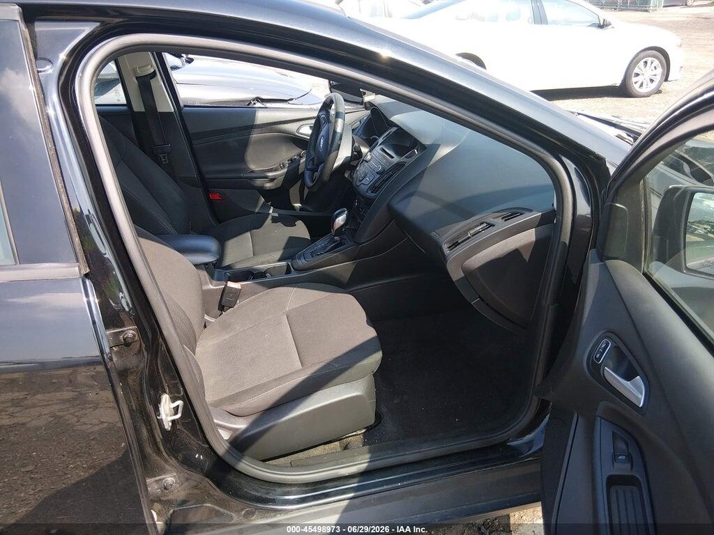 1FADP3F25HL335844 2017 FORD FOCUS photo no. 5