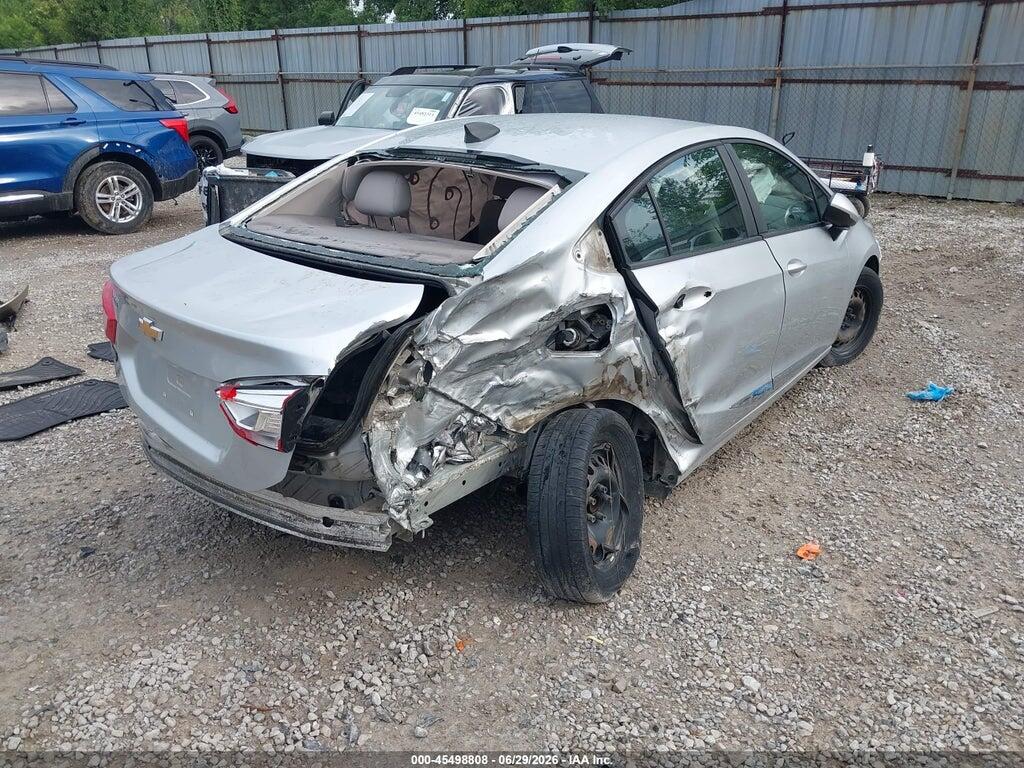 1G1BC5SM8J7143518 2018 CHEVROLET CRUZE photo no. 4