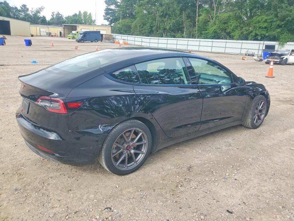 2021 TESLA MODEL 3 — Фото 3 из 12