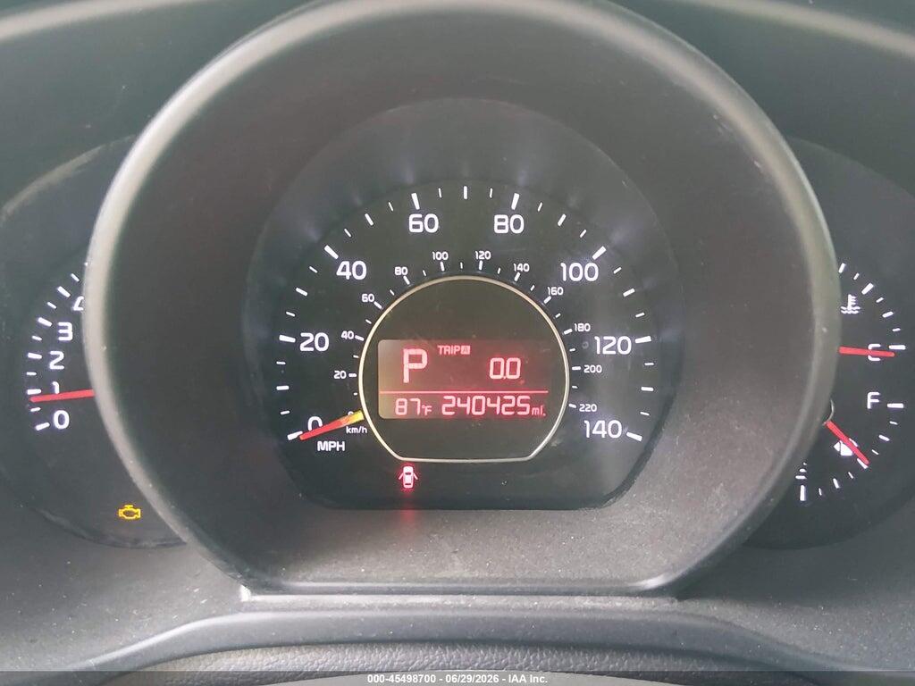 KNDJN2A20J7895662 2018 KIA SOUL photo no. 12