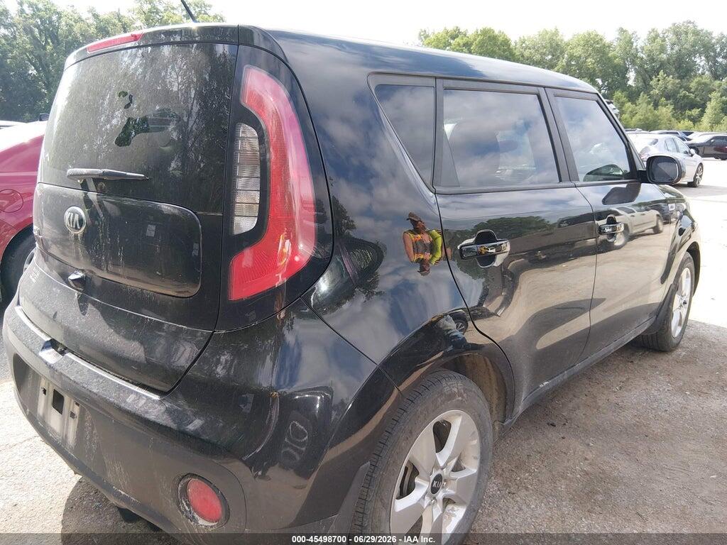 KNDJN2A20J7895662 2018 KIA SOUL photo no. 4