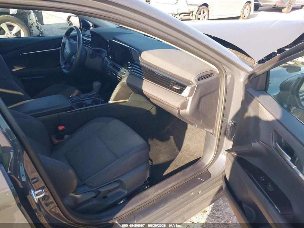 4T1DAACK4SU109845 2025 TOYOTA CAMRY photo no. 5