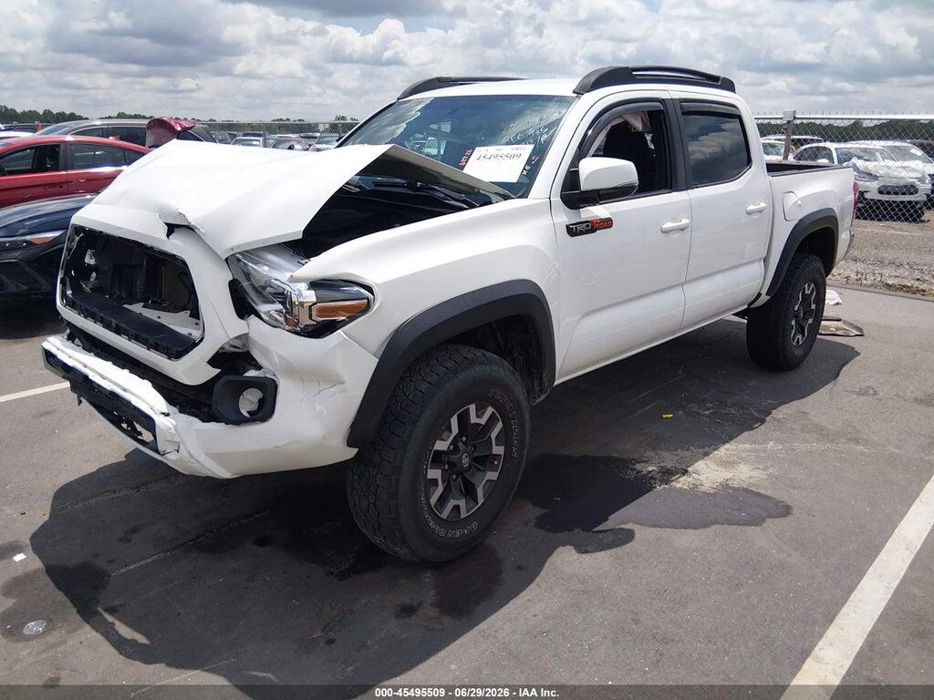 5TFCZ5ANXHX080680 2017 TOYOTA TACOMA photo no. 2