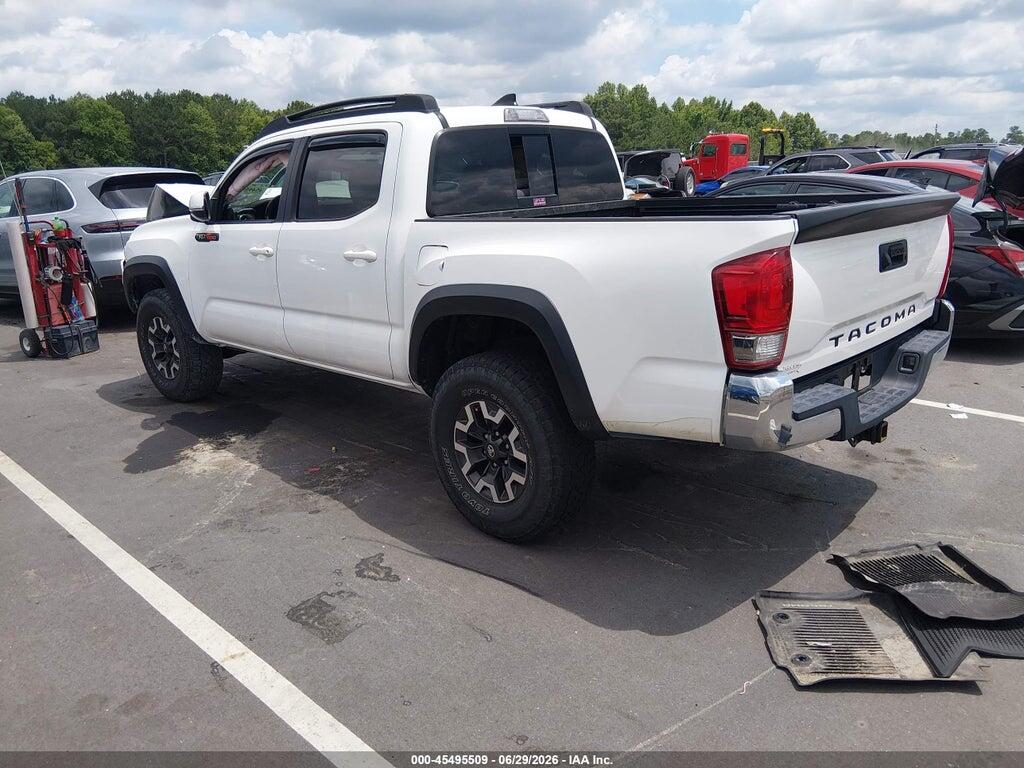 5TFCZ5ANXHX080680 2017 TOYOTA TACOMA photo no. 3