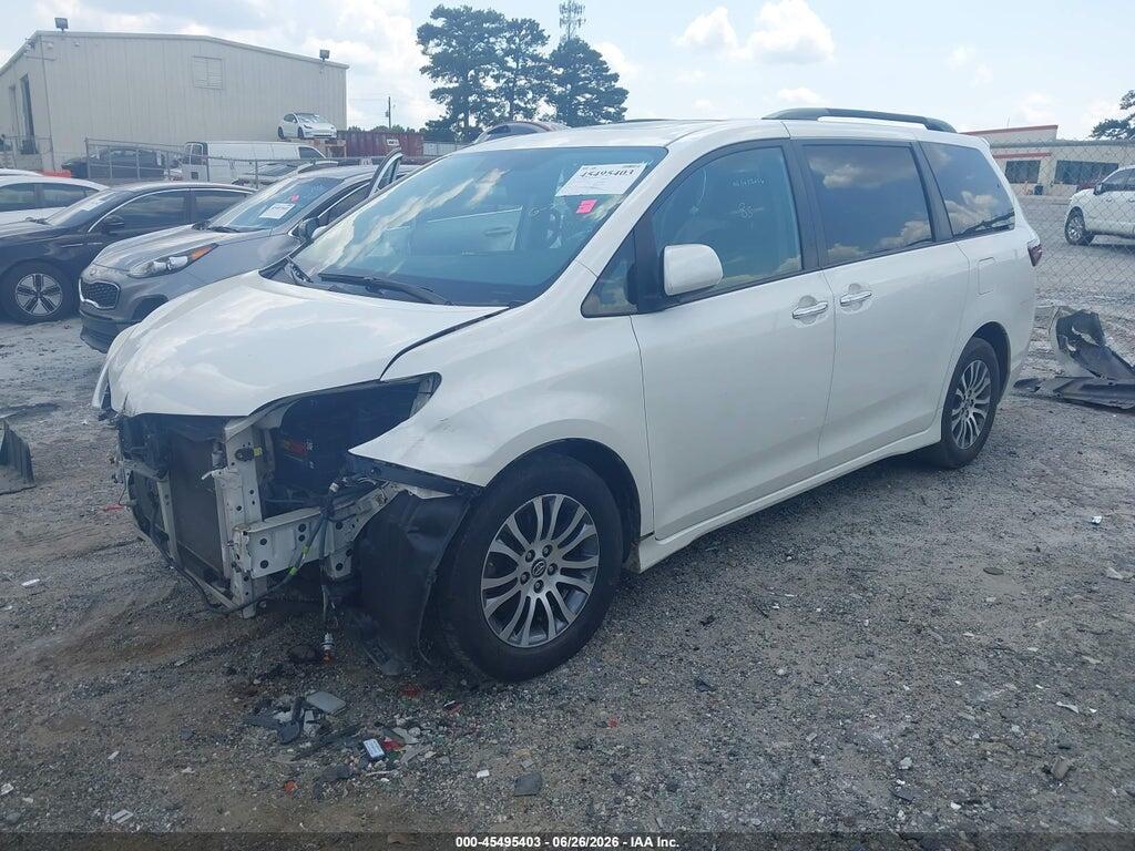 5TDYZ3DC0LS027313 2020 TOYOTA SIENNA photo no. 2