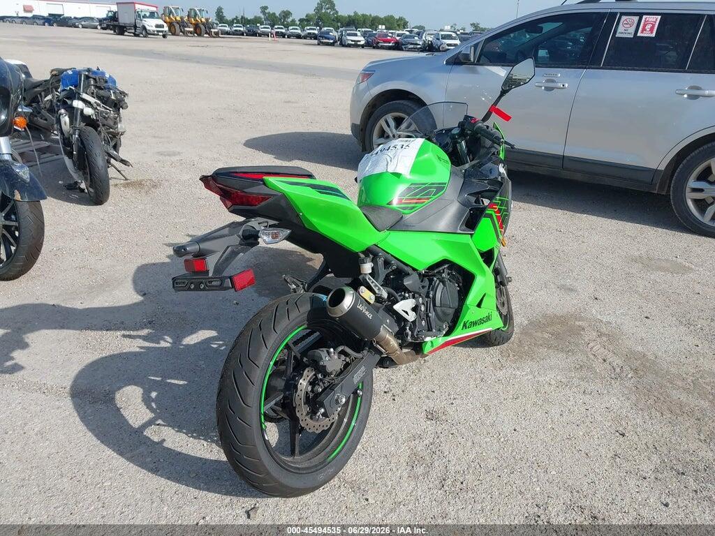 JKAEXKH14PDAM8661 2023 KAWASAKI EX400 photo no. 4
