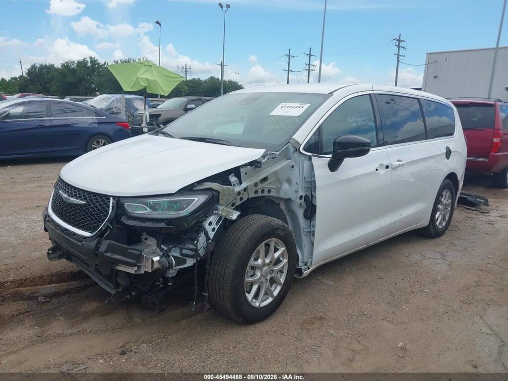 2C4RC1BG0TR196756 2026 CHRYSLER PACIFICA photo no. 2