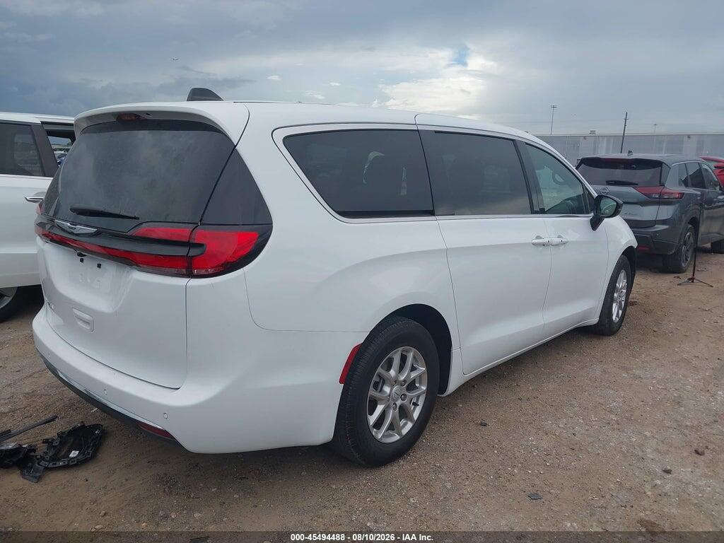 2C4RC1BG0TR196756 2026 CHRYSLER PACIFICA photo no. 4