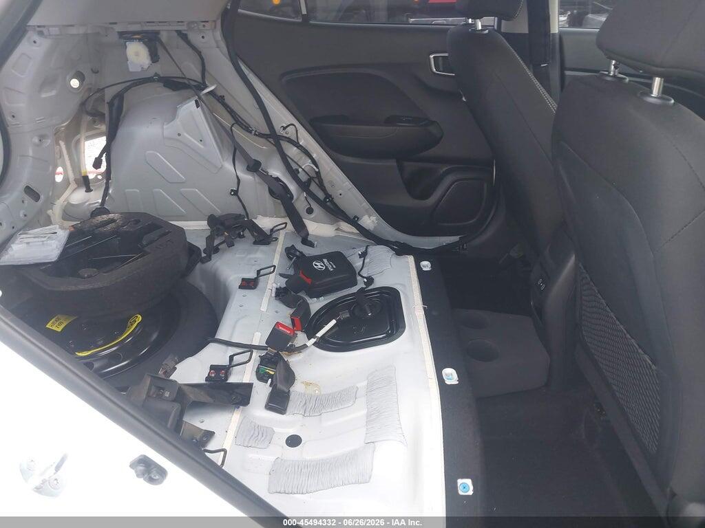 KMHRC8A31RU341950 2024 HYUNDAI VENUE photo no. 8