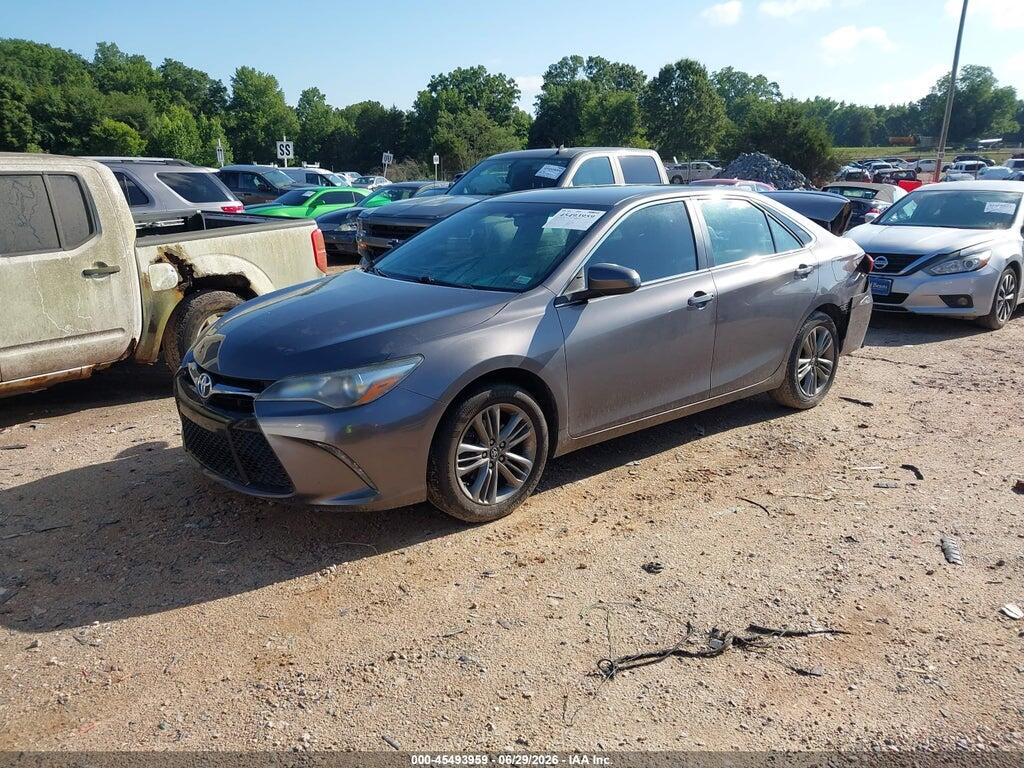 4T1BF1FK5HU405521 2017 TOYOTA CAMRY photo no. 2