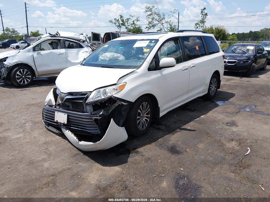 5TDYZ3DC7KS001967 2019 TOYOTA SIENNA photo no. 2