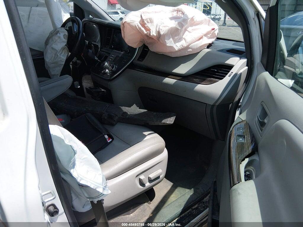 5TDYZ3DC7KS001967 2019 TOYOTA SIENNA photo no. 5