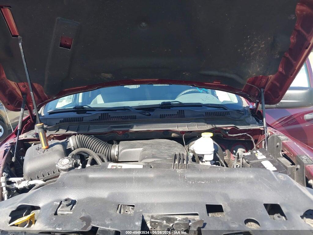 1C6RR7FG4JS260795 2018 RAM 1500 photo no. 10