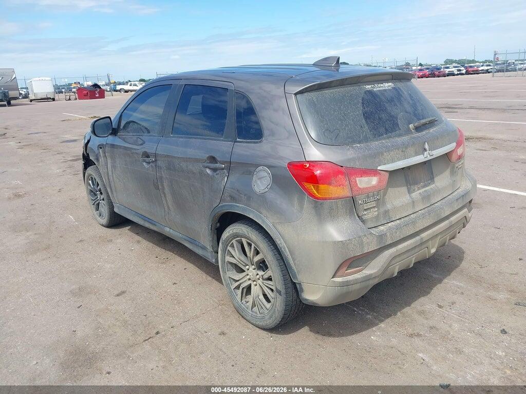 JA4AR3AU4JZ020885 2018 MITSUBISHI OUTLANDER SPORT photo no. 3