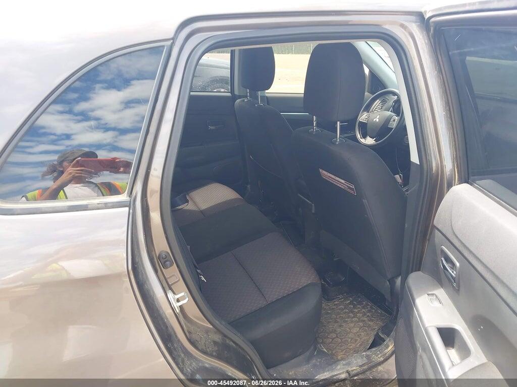 JA4AR3AU4JZ020885 2018 MITSUBISHI OUTLANDER SPORT photo no. 8
