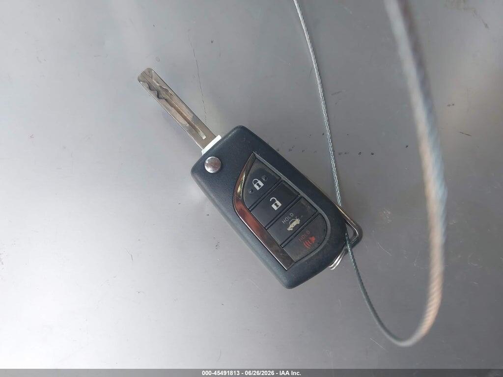 4T1C11AK9NU642485 2022 TOYOTA CAMRY photo no. 11