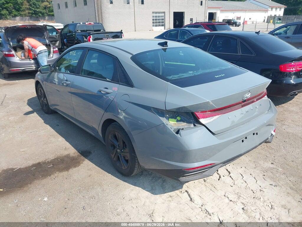 KMHLS4AG8NU369775 2022 HYUNDAI ELANTRA photo no. 3