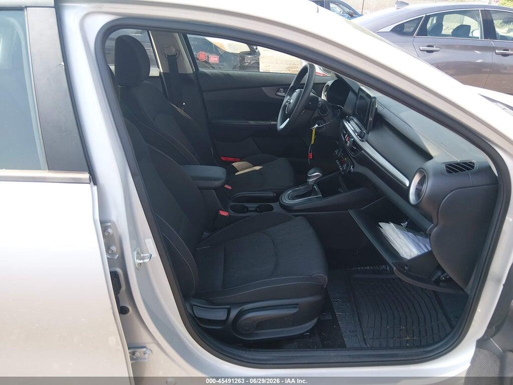 3KPF24AD3KE031279 2019 KIA FORTE photo no. 5