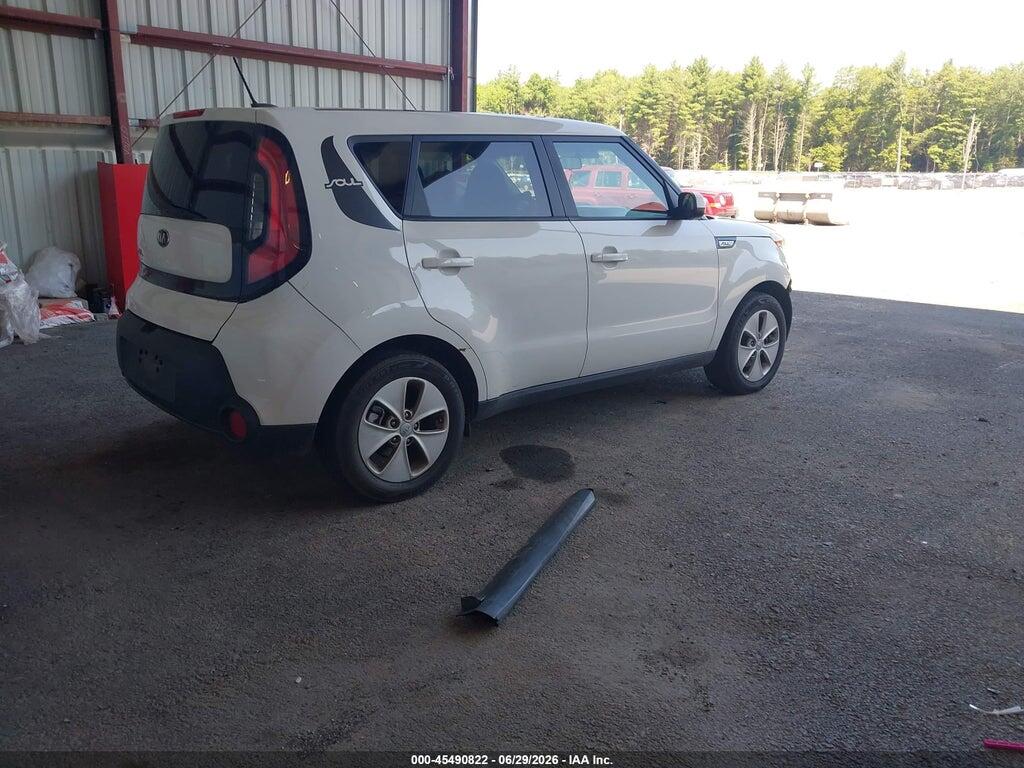 KNDJN2A25G7279366 2016 KIA SOUL photo no. 4