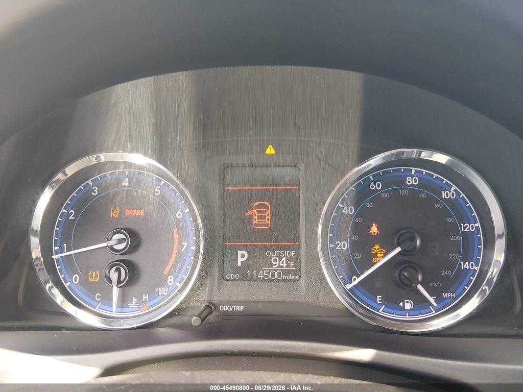 5YFBURHE0HP680775 2017 TOYOTA COROLLA photo no. 7