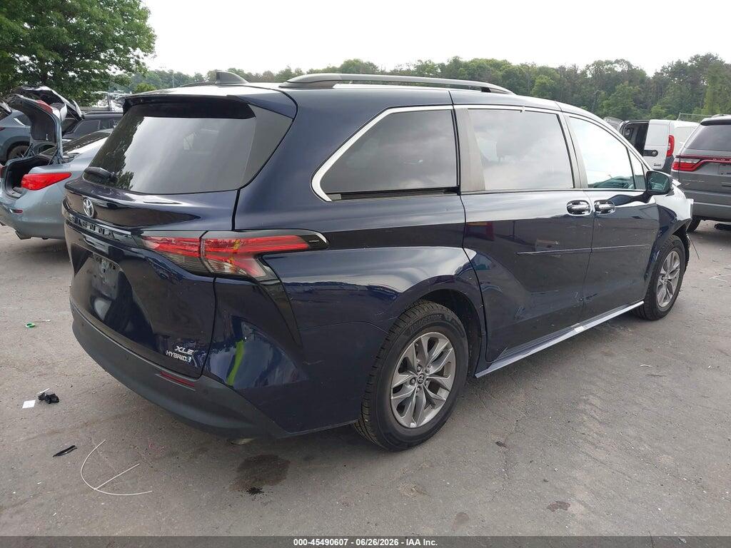5TDYSKFC2NS045925 2022 TOYOTA SIENNA photo no. 4