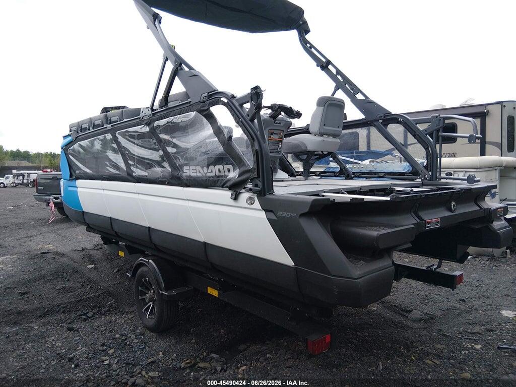 00000YDV65192C222 2022 SEADOO SWITCH CRUISE photo no. 3