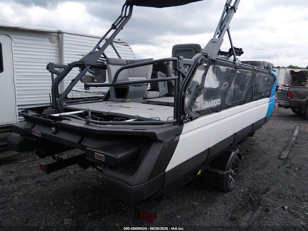 00000YDV65192C222 2022 SEADOO SWITCH CRUISE photo no. 4