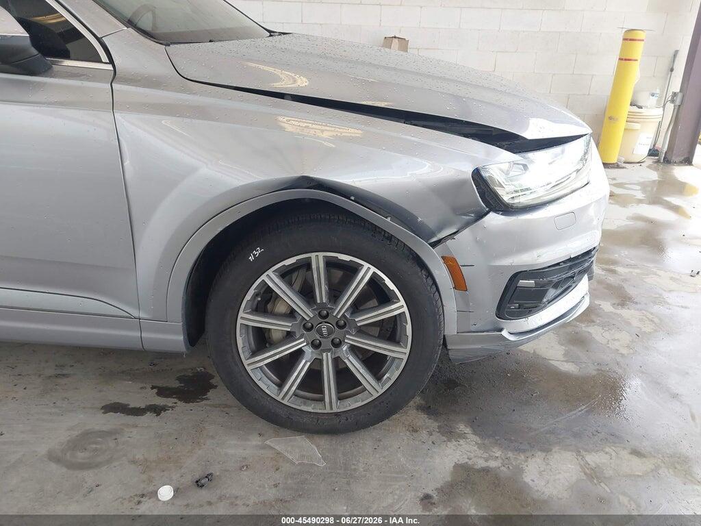 WA1VAAF77JD048239 2018 AUDI Q7 photo no. 6