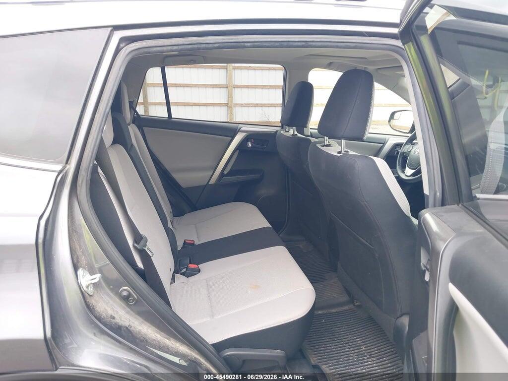 JTMRFREV9GJ101556 2016 TOYOTA RAV4 photo no. 8