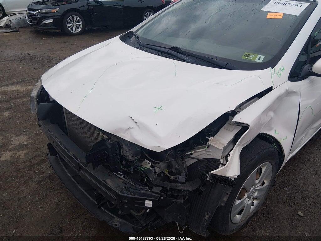 3KPFL4A72JE211388 2018 KIA FORTE photo no. 6