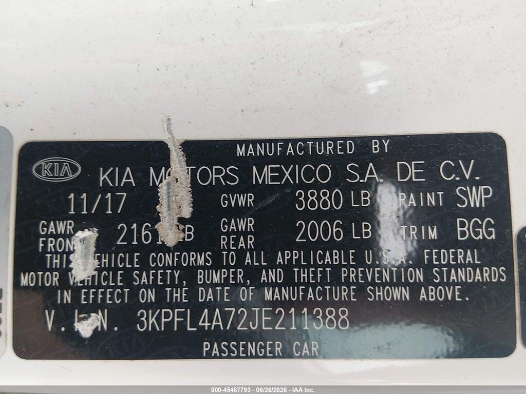 3KPFL4A72JE211388 2018 KIA FORTE photo no. 9