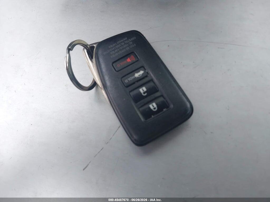 JTHCM1D21G5003682 2016 LEXUS IS 300 photo no. 11