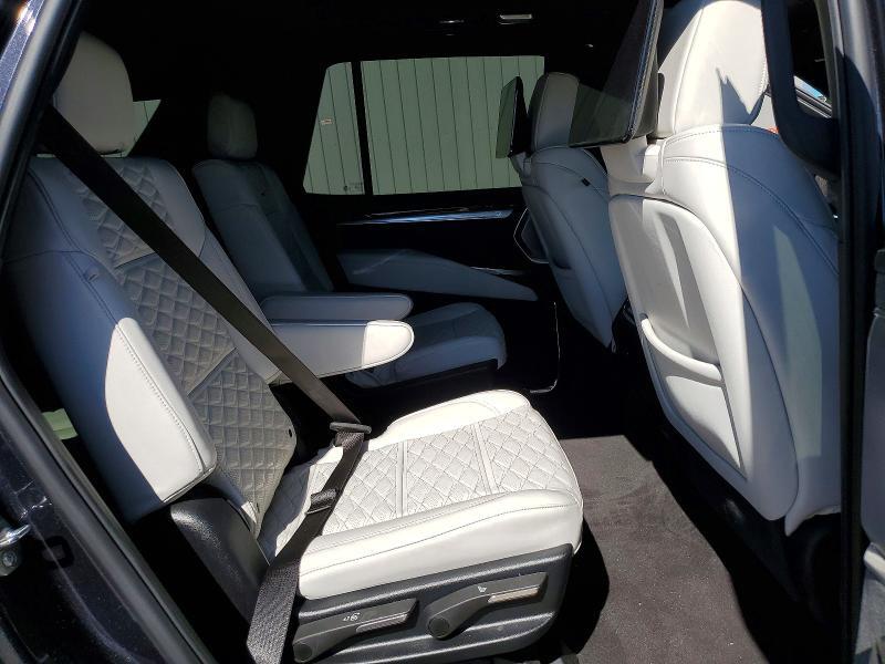 2025 CADILLAC ESCALADE SPORT PLATINUM — Фото 11 из 13