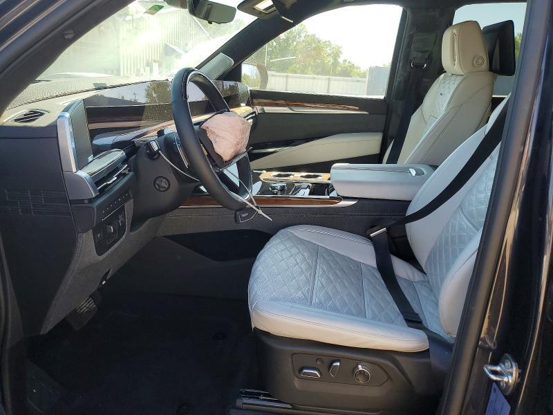 2025 CADILLAC ESCALADE SPORT PLATINUM — Фото 7 из 13