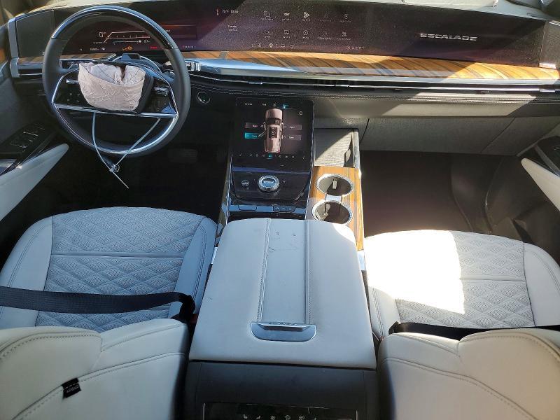 2025 CADILLAC ESCALADE SPORT PLATINUM — Фото 8 из 13